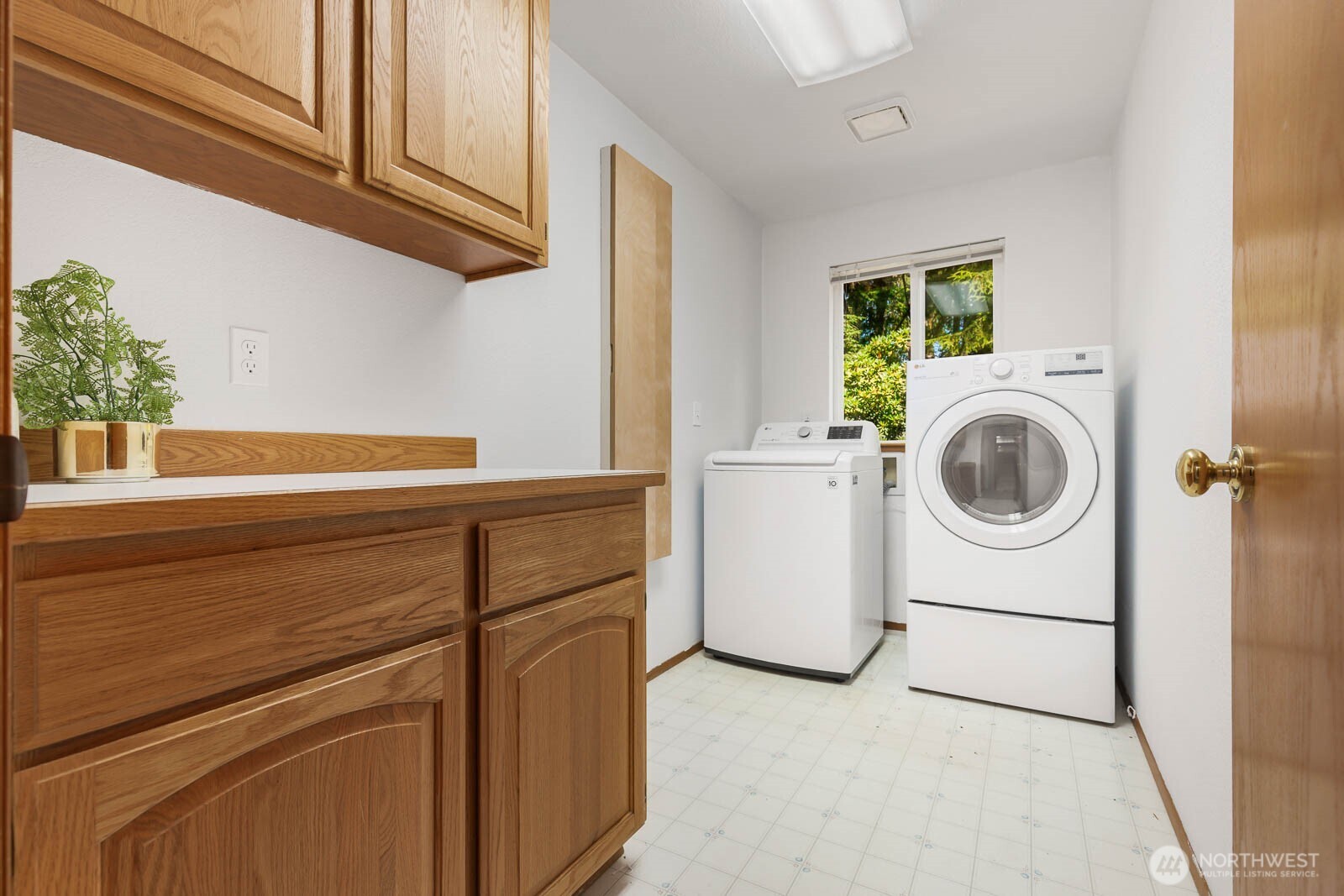 2717 Newberg Road Property Photo 25