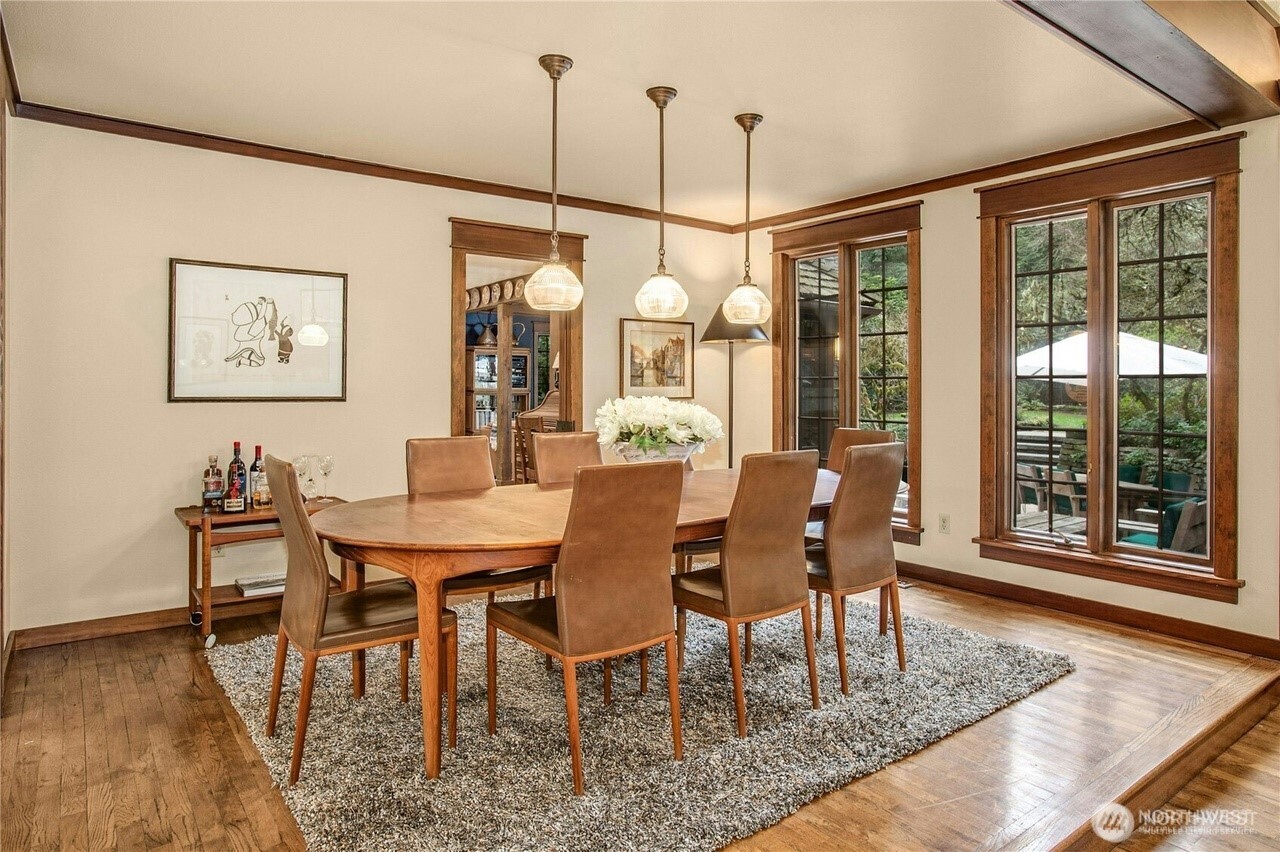 1815 102nd Place Property Photo 4
