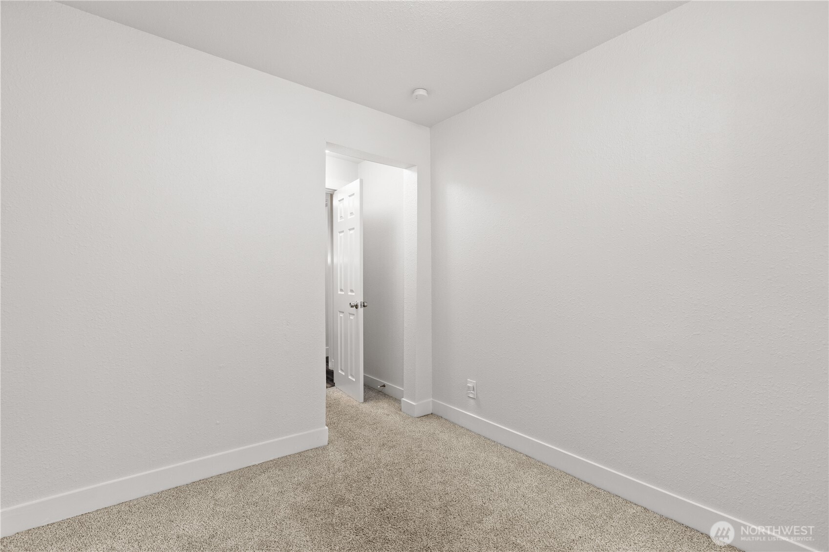 8823 S Yakima Avenue Property Photo 16