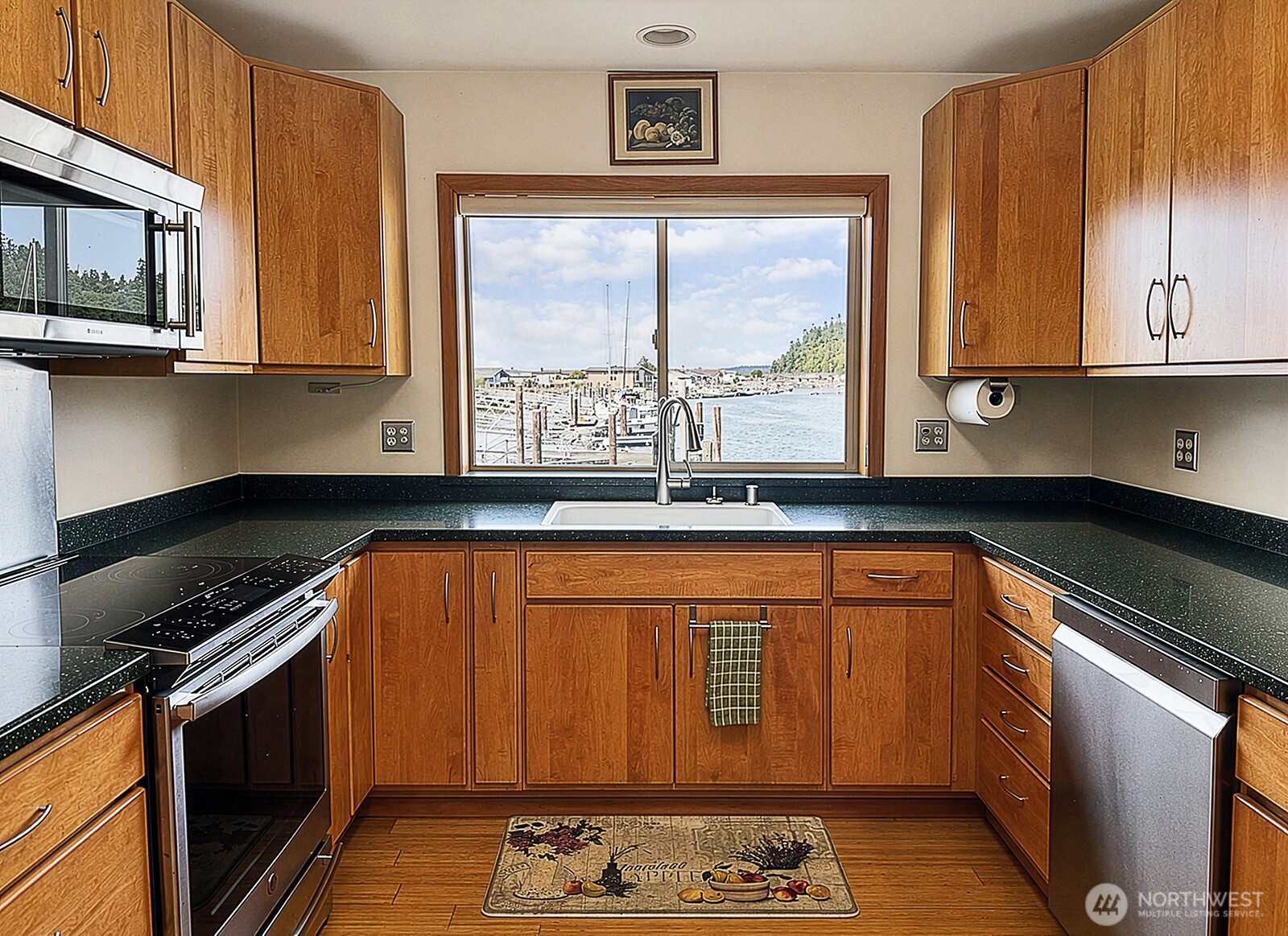 3787 Oceanside Drive Property Photo 15