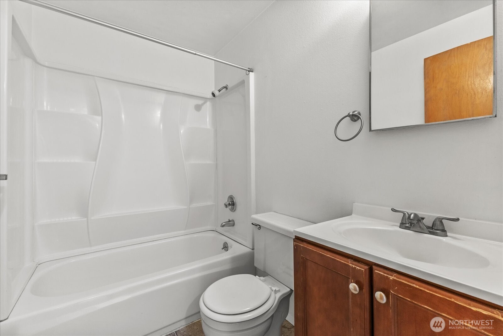 125 27th Avenue Property Photo 13