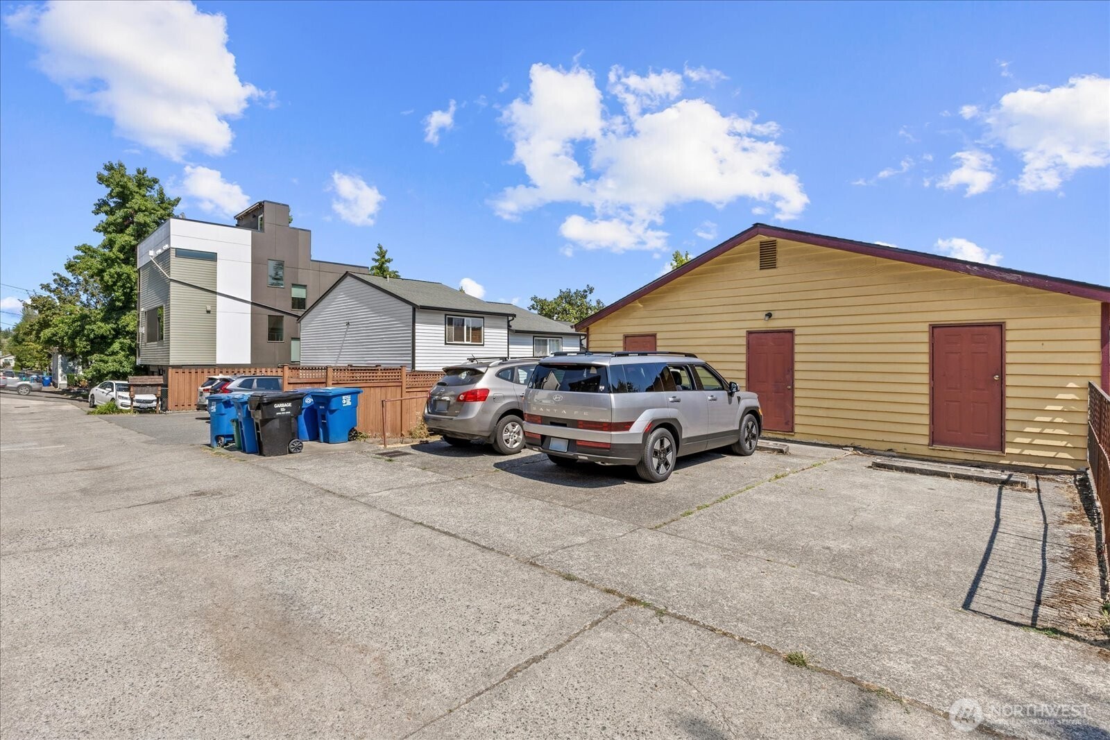 125 27th Avenue Property Photo 14
