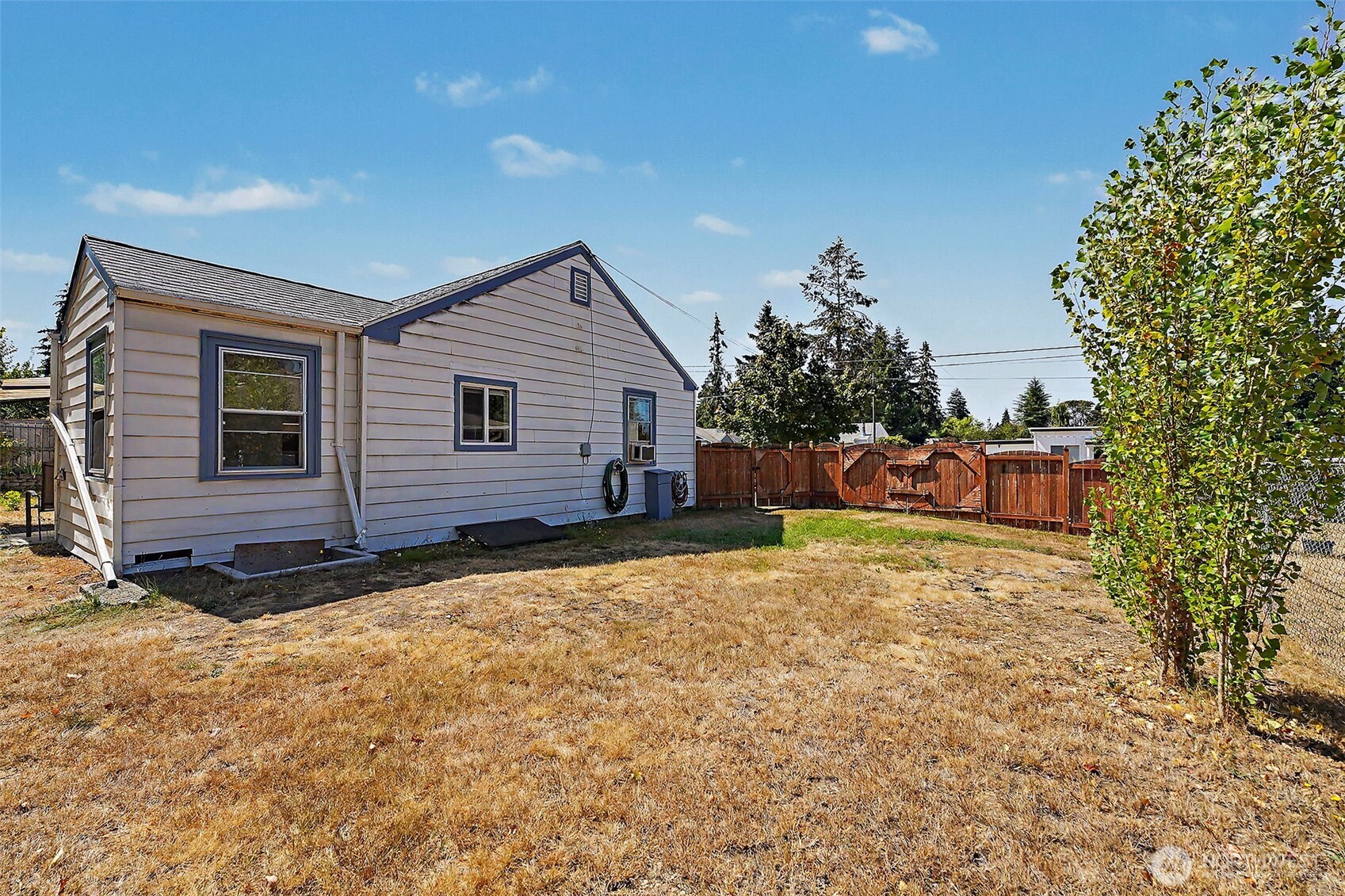 3125 Oas Drive Property Photo 19