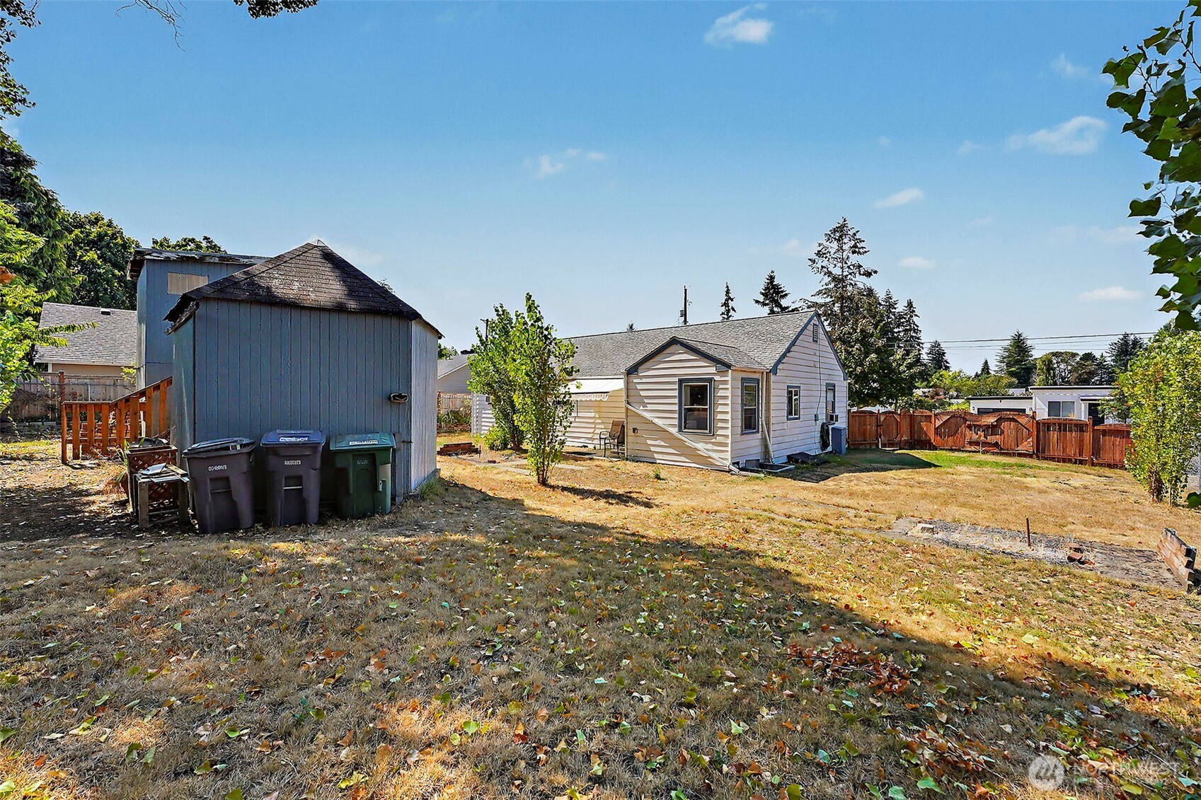 3125 Oas Drive Property Photo 21