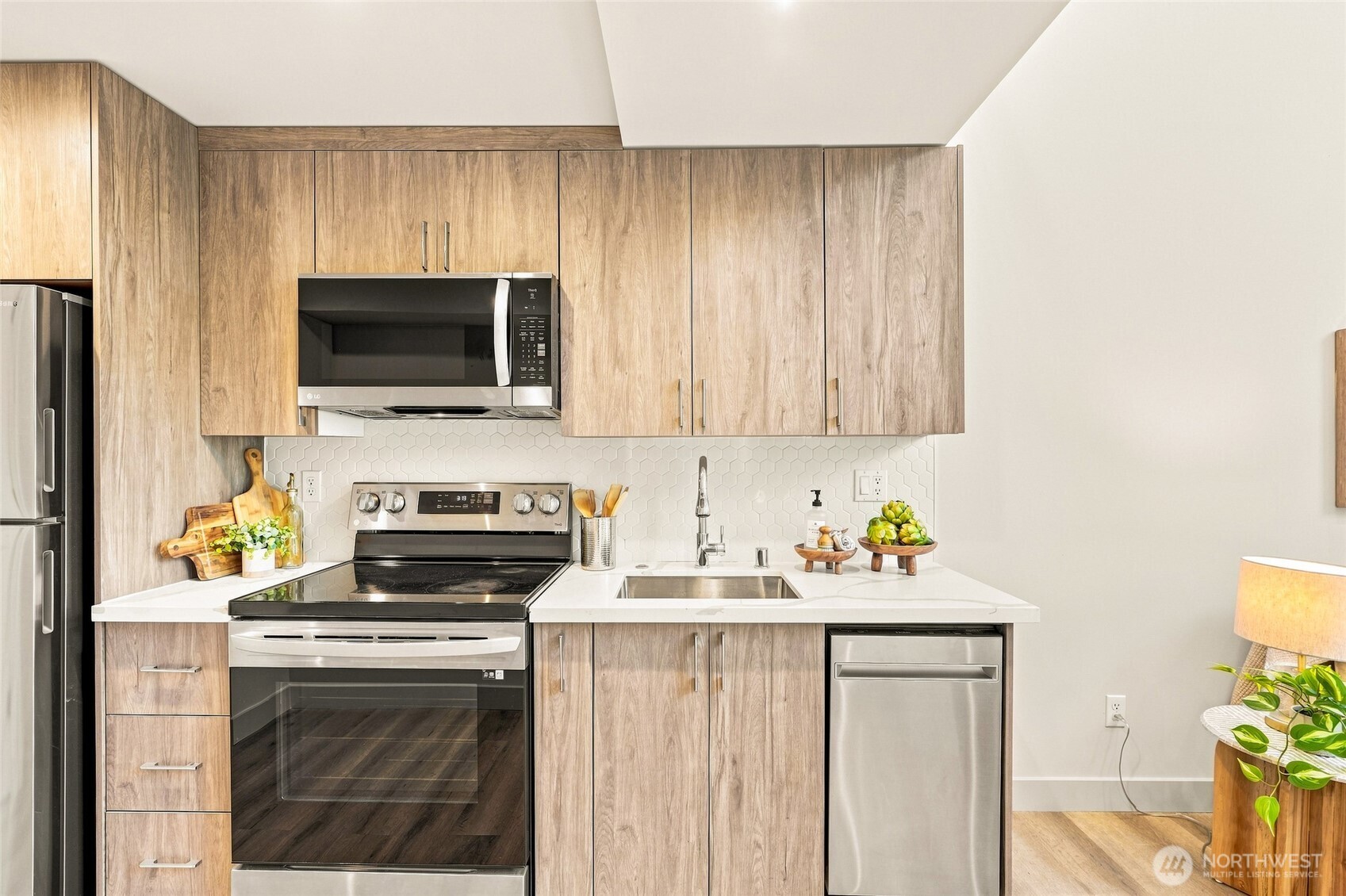 6945 Ellis Avenue Property Photo 18