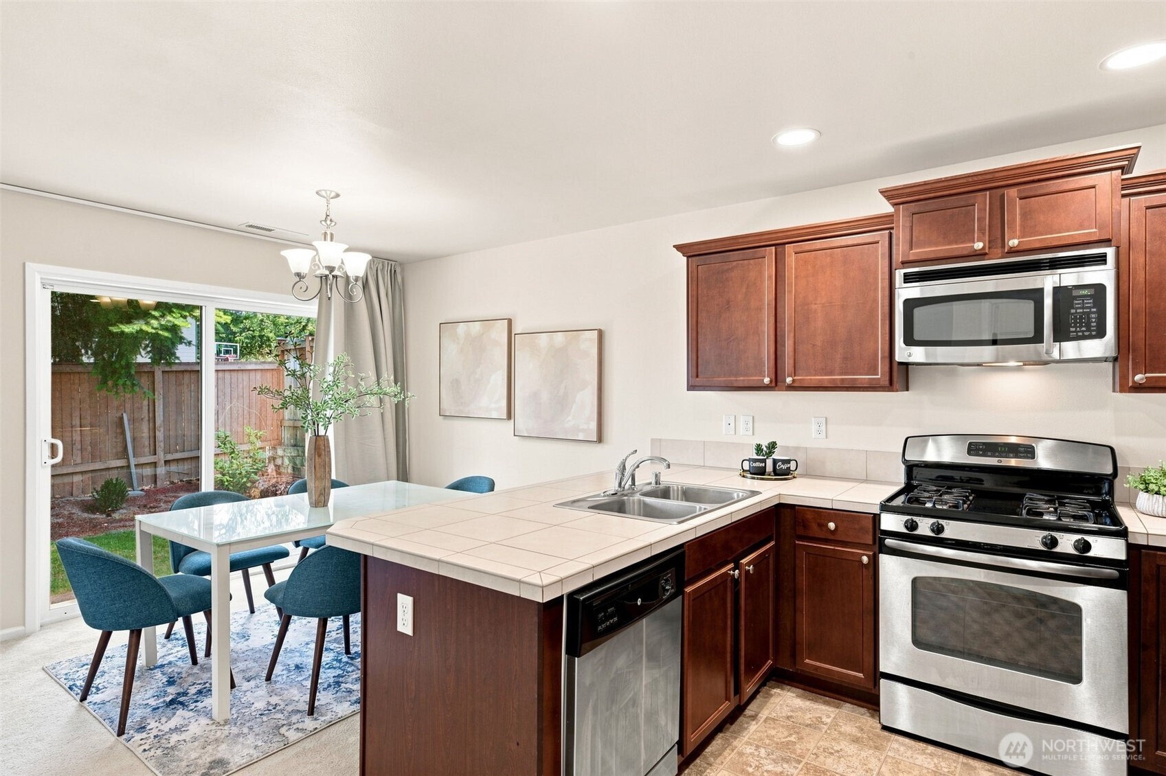 14015 4th Place Property Photo 10