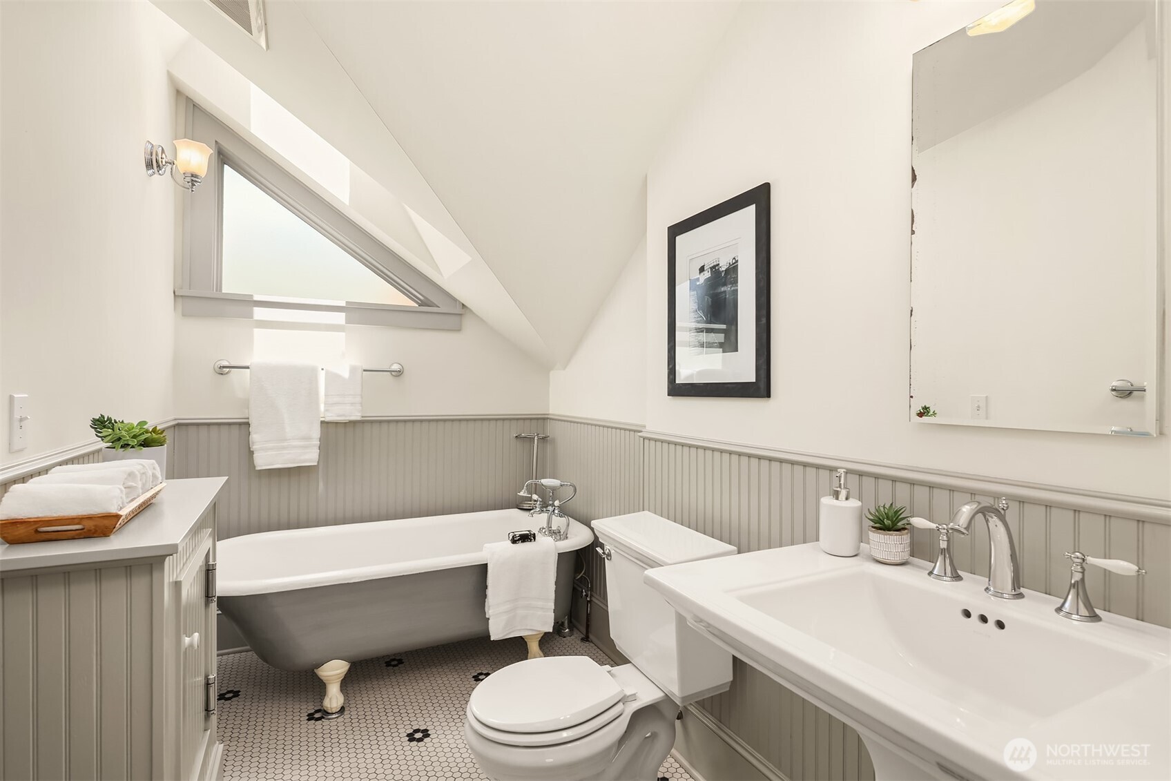 1411 10th Avenue Property Photo 29