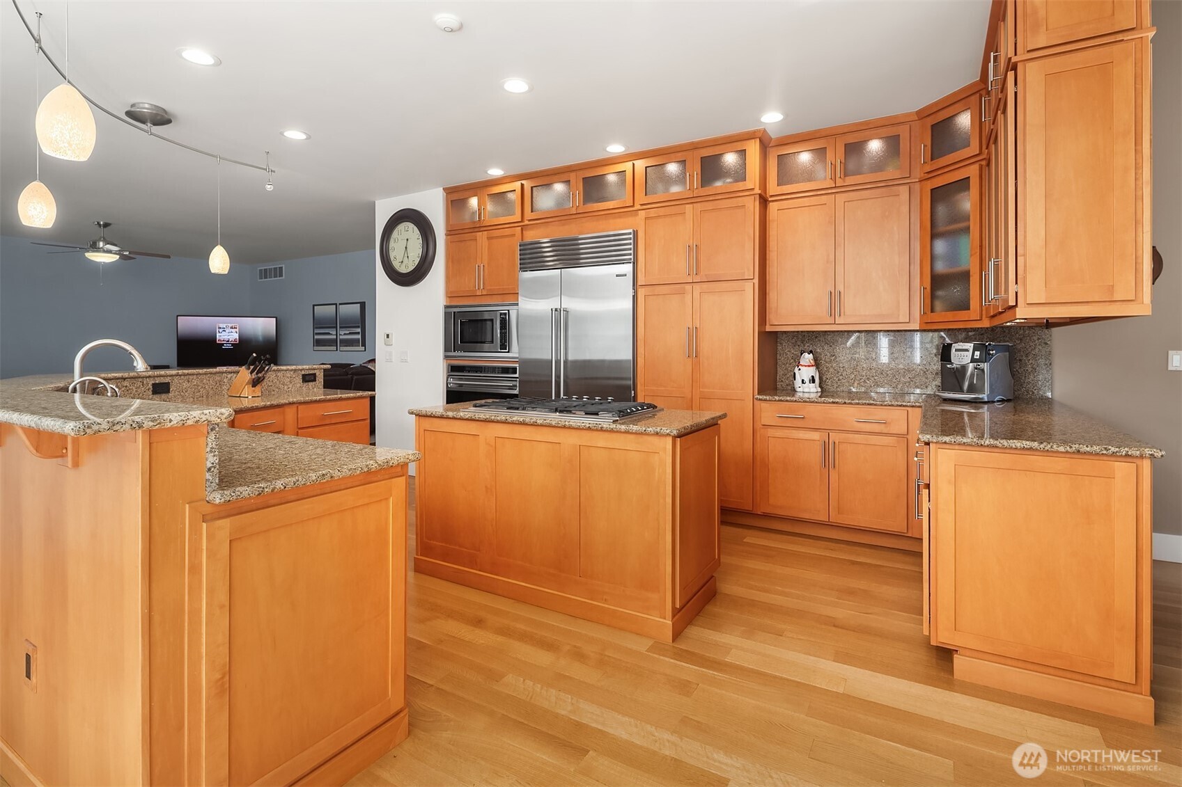 1631 180th Place Property Photo 9