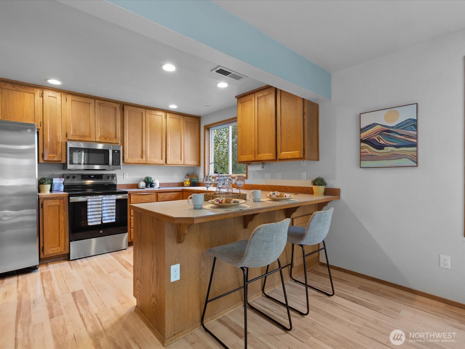 3810 Hoyt Avenue A Property Photo 5