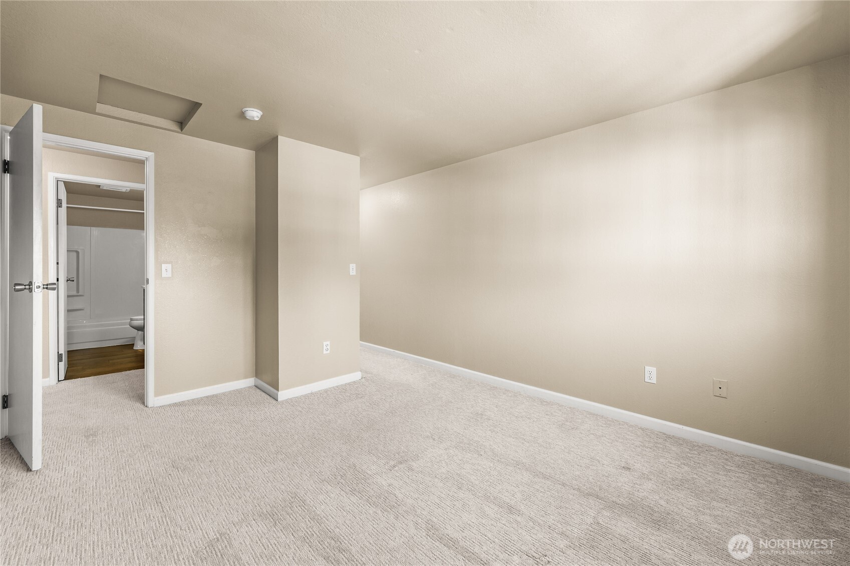 17624 1st Avenue A302 Property Photo 6