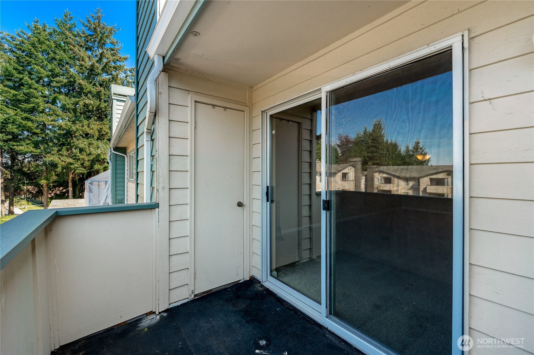 17624 1st Avenue A302 Property Photo 25