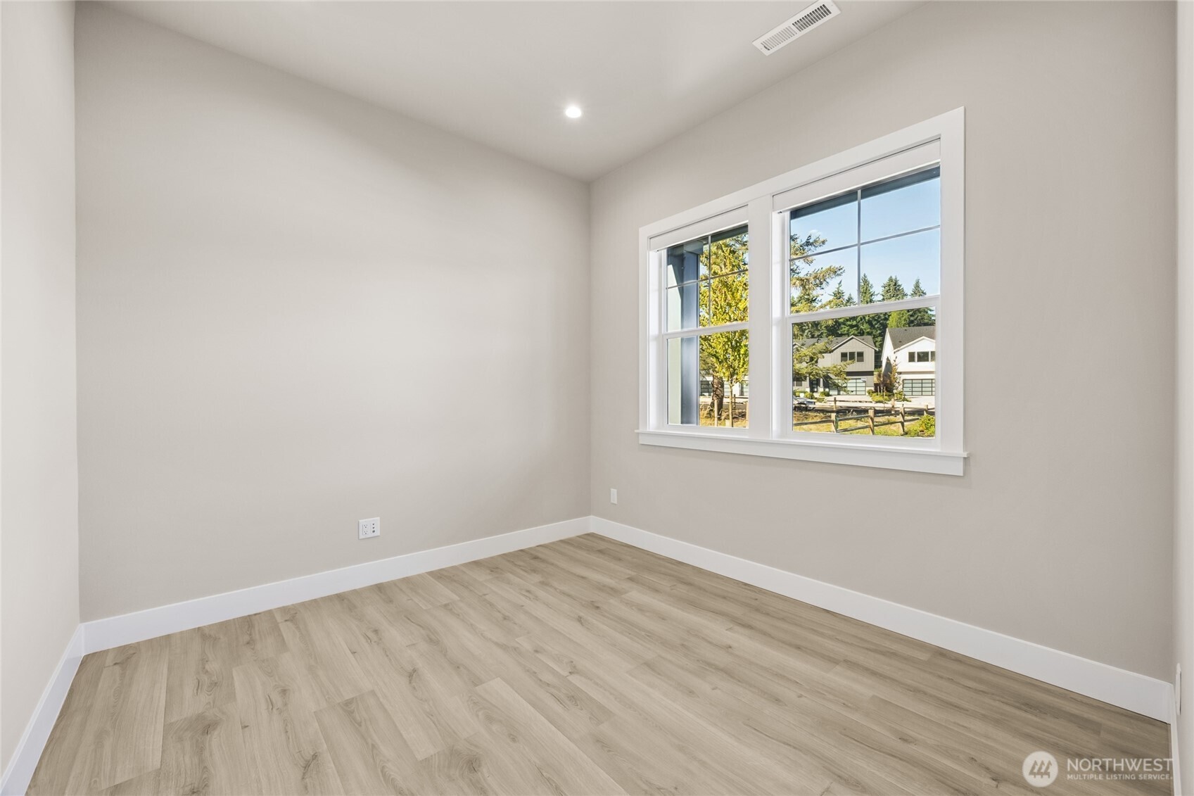 14460 133rd Place 4 Property Photo 11