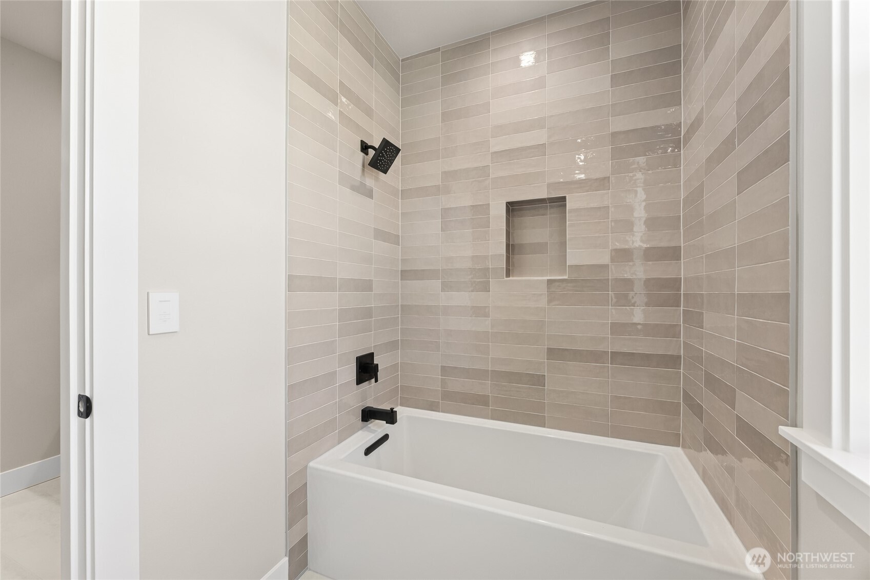 14460 133rd Place 4 Property Photo 22