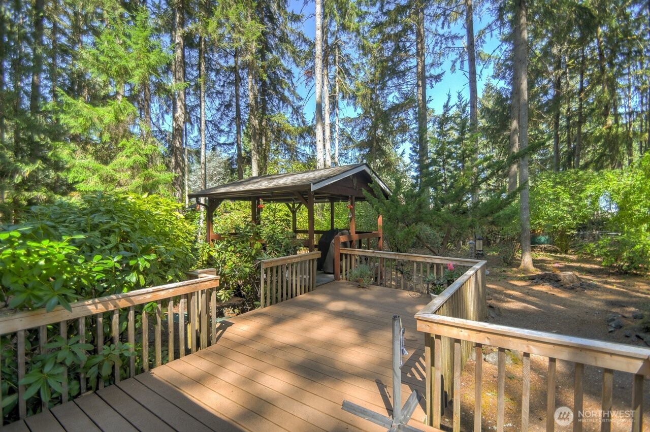 4804 Beverly Drive Property Photo 6