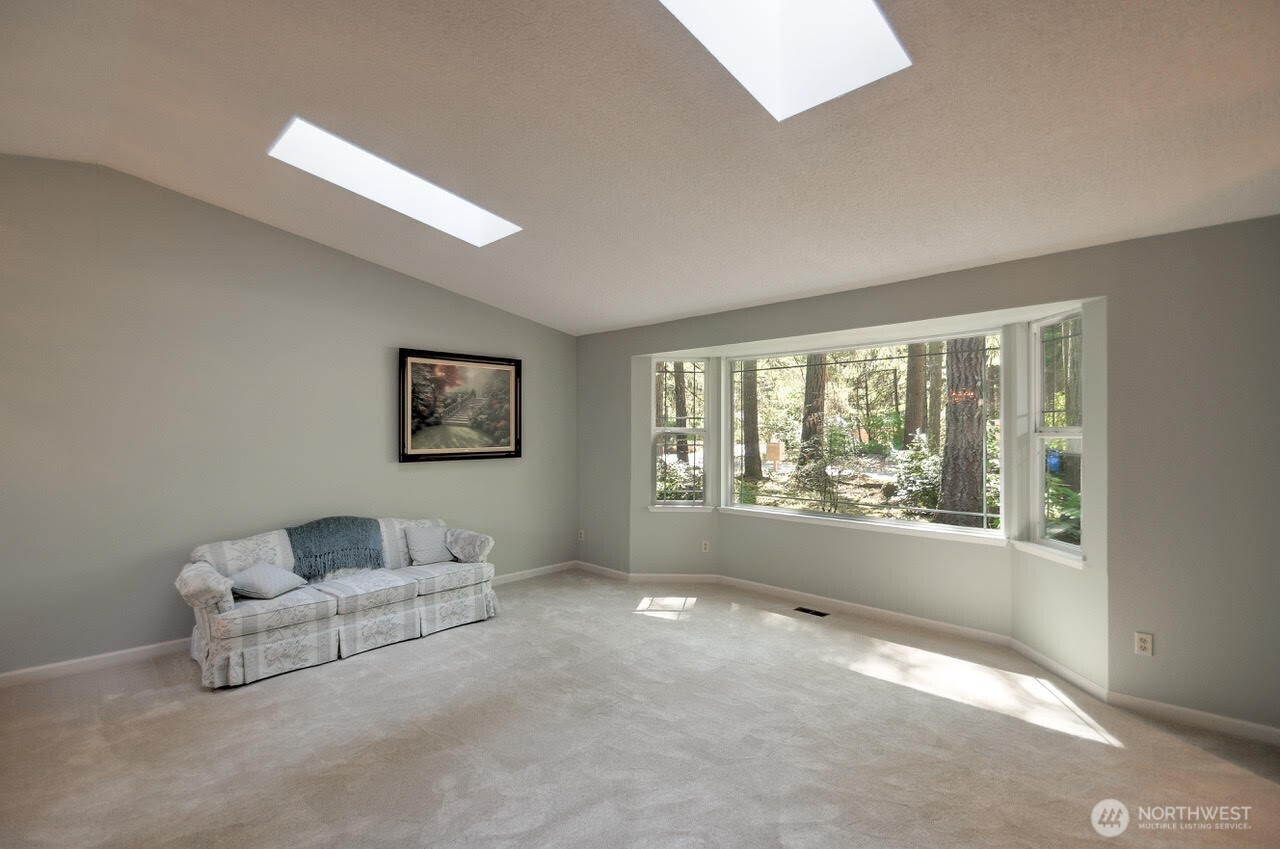 4804 Beverly Drive Property Photo 9