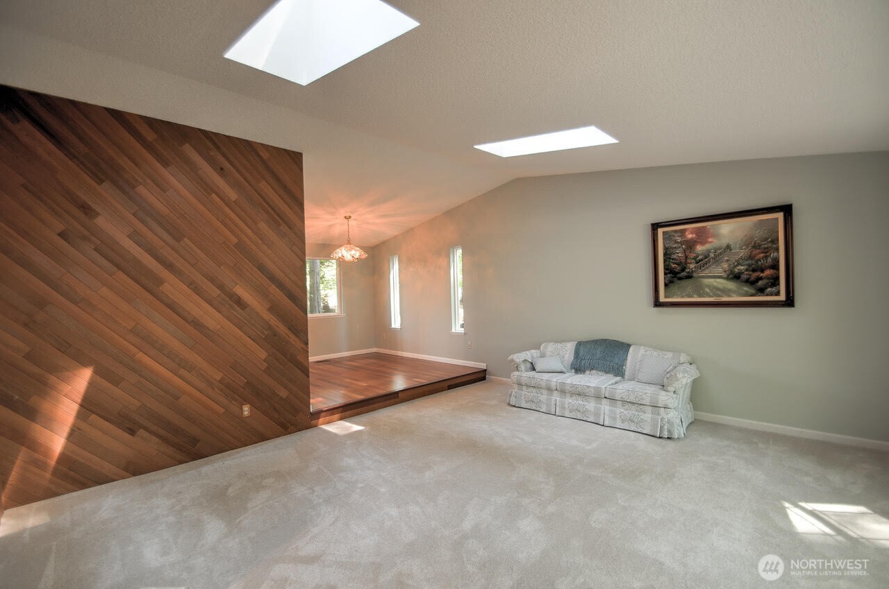 4804 Beverly Drive Property Photo 11