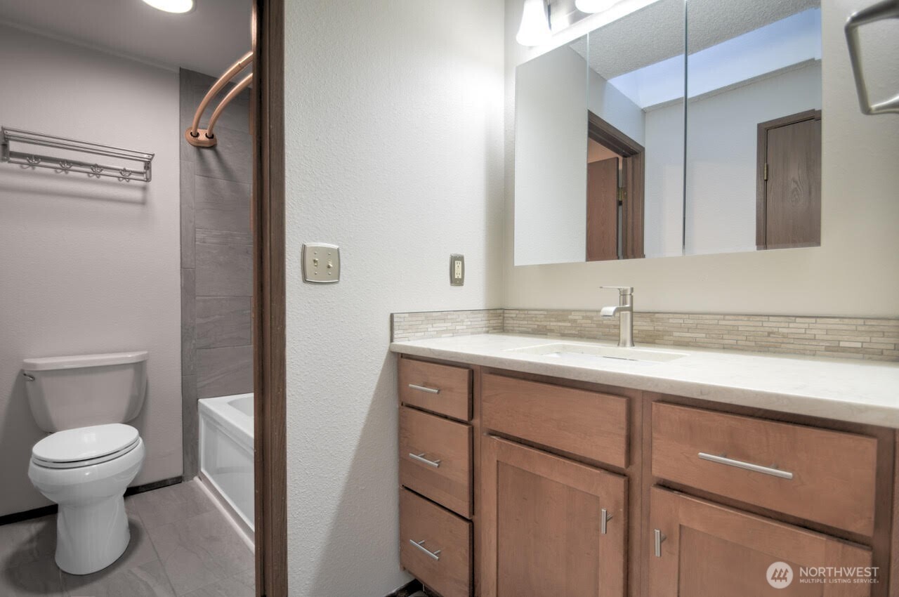 4804 Beverly Drive Property Photo 22
