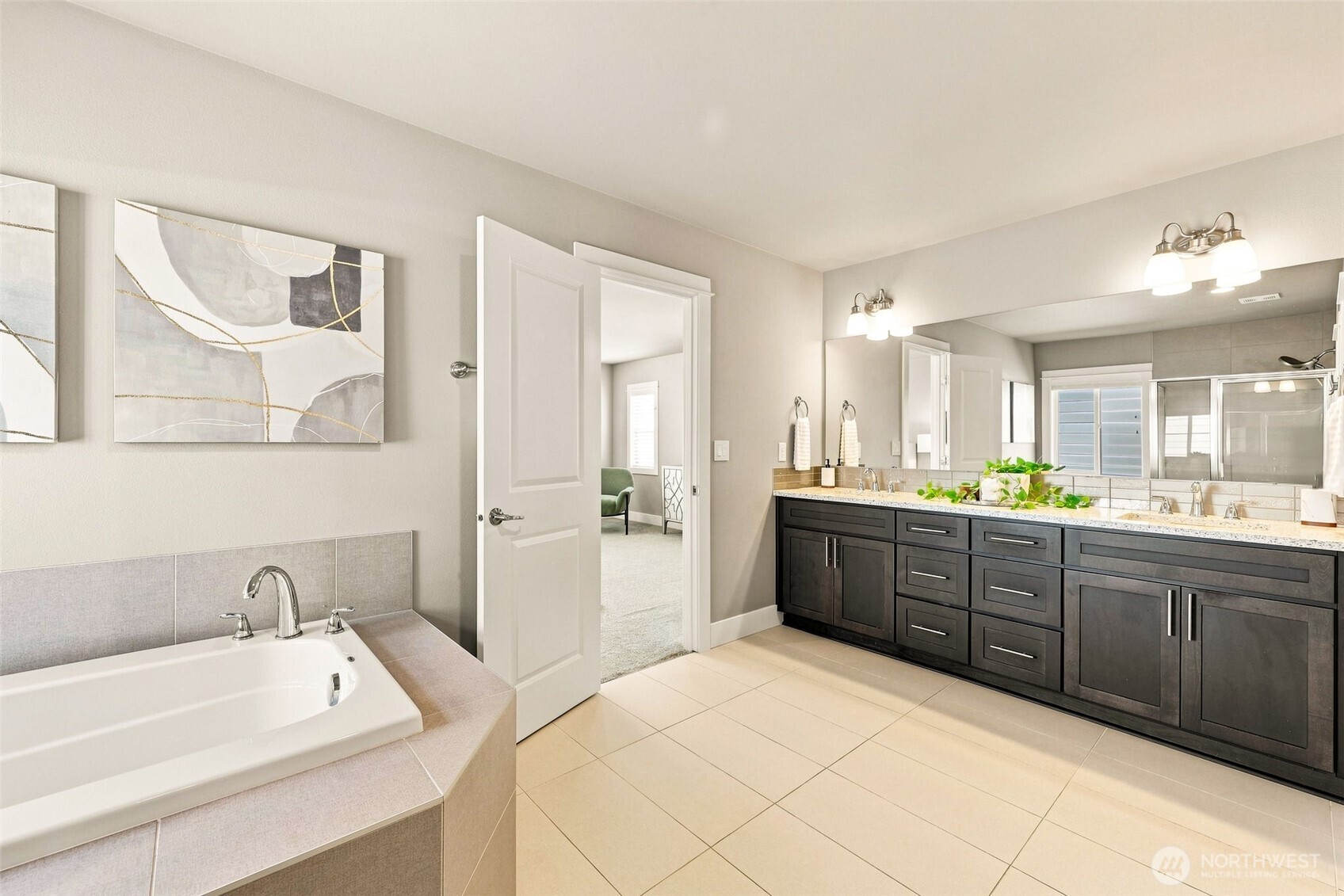 3866 Apollo Way Property Photo 18