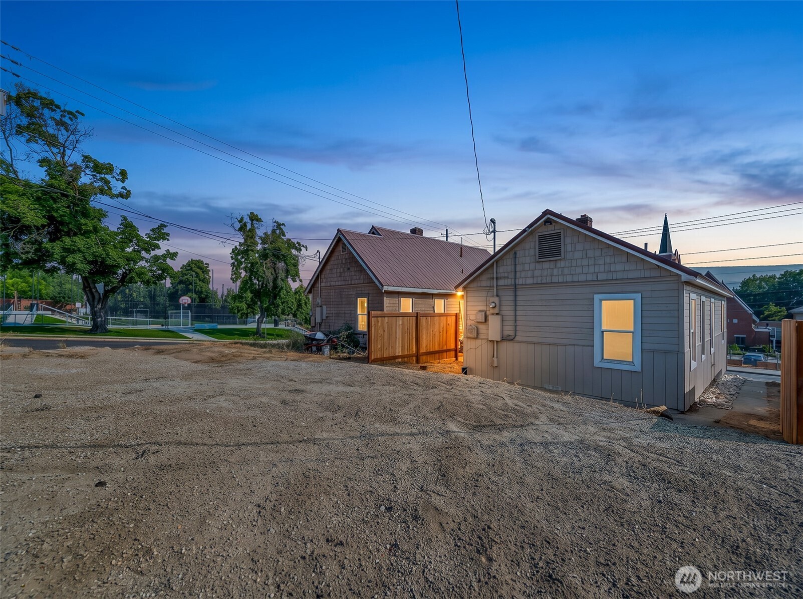 502 Methow Street Property Photo 12