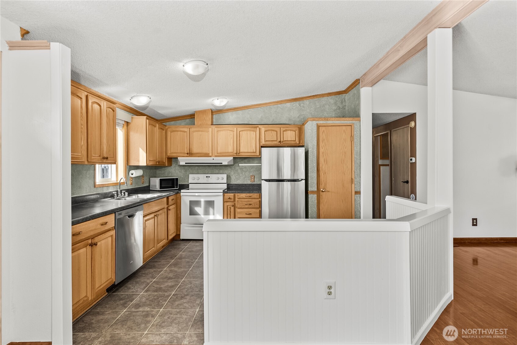 21716 146th Street Property Photo 12