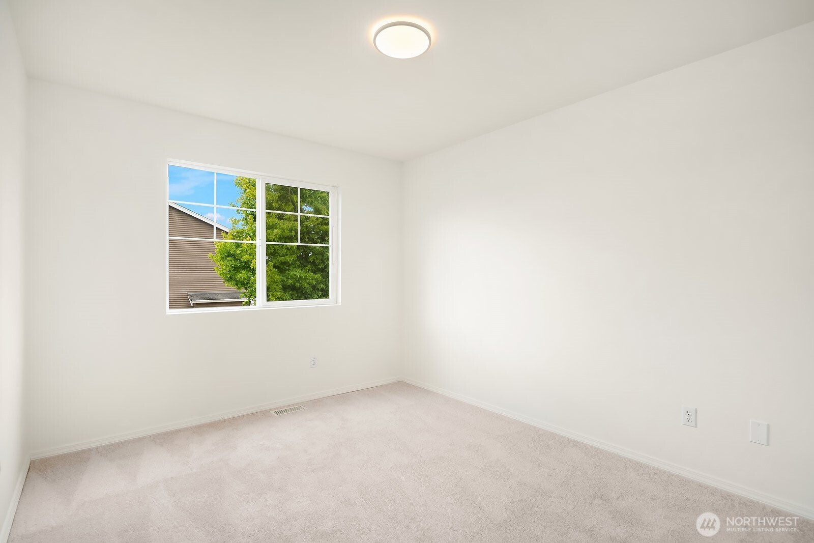 24270 Se 11th Place Property Photo 27