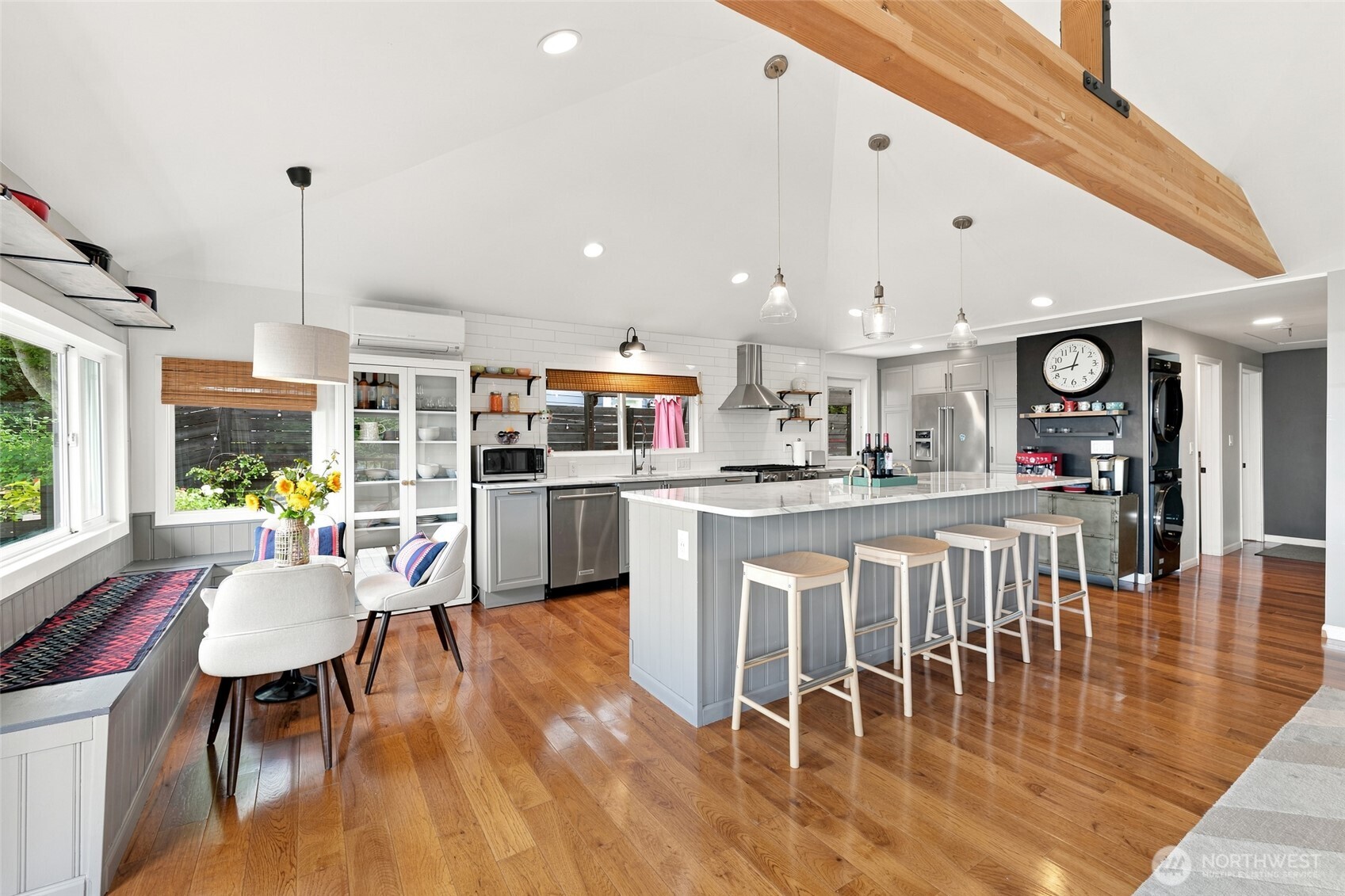 612 Park Avenue Property Photo 10