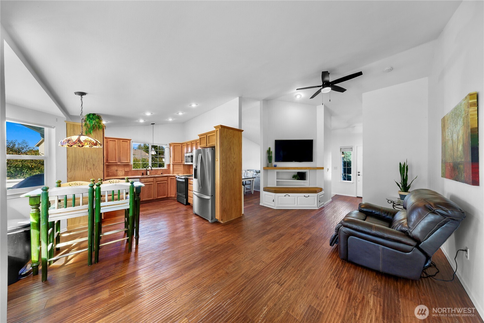 2901 Montgomery Place Property Photo 11