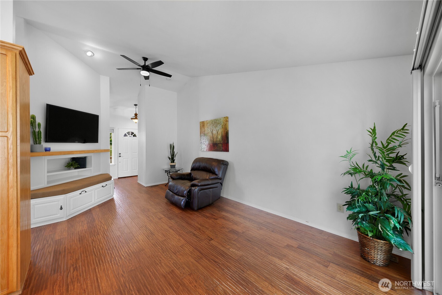 2901 Montgomery Place Property Photo 12