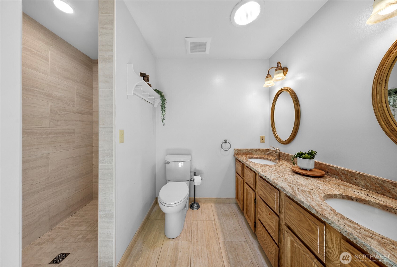 2901 Montgomery Place Property Photo 20