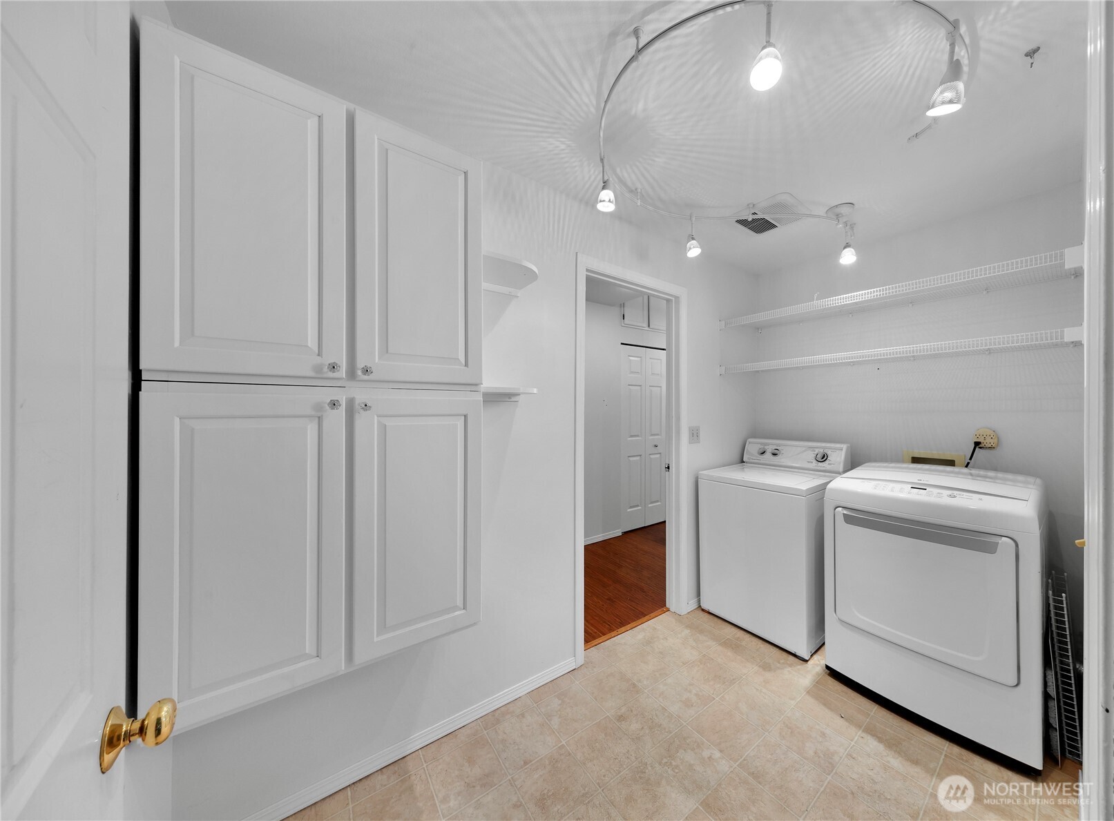 2901 Montgomery Place Property Photo 25