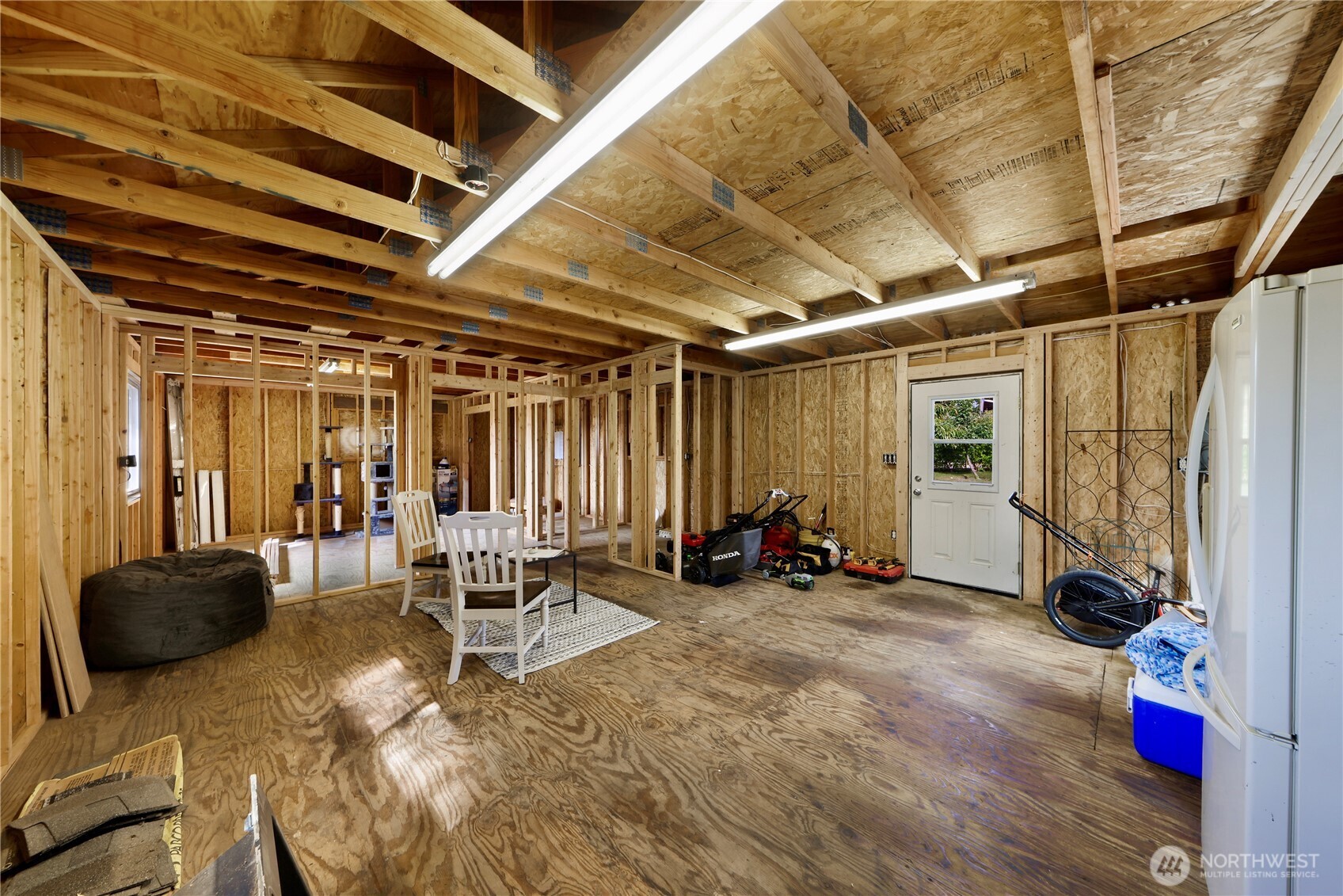 2901 Montgomery Place Property Photo 29