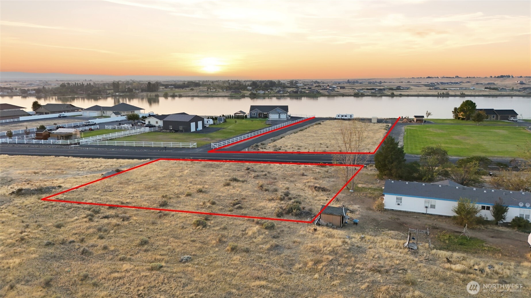 5320 Panorama Drive Property Photo 1