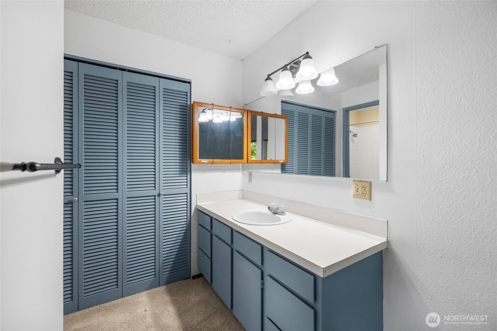 402 Boulevard 202 Property Photo 19