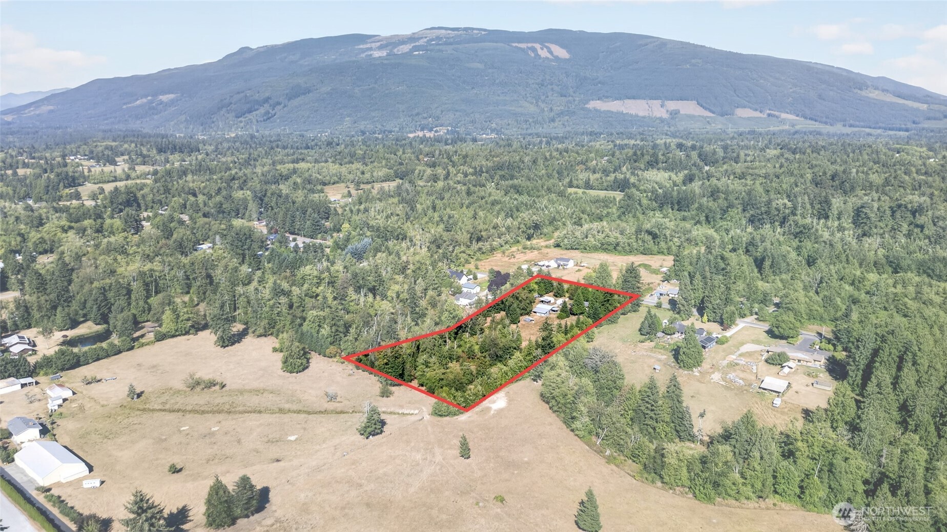 22588 Grip Road Property Photo 2