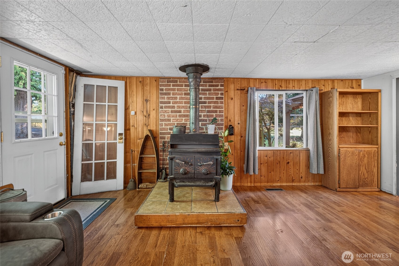 22588 Grip Road Property Photo 5