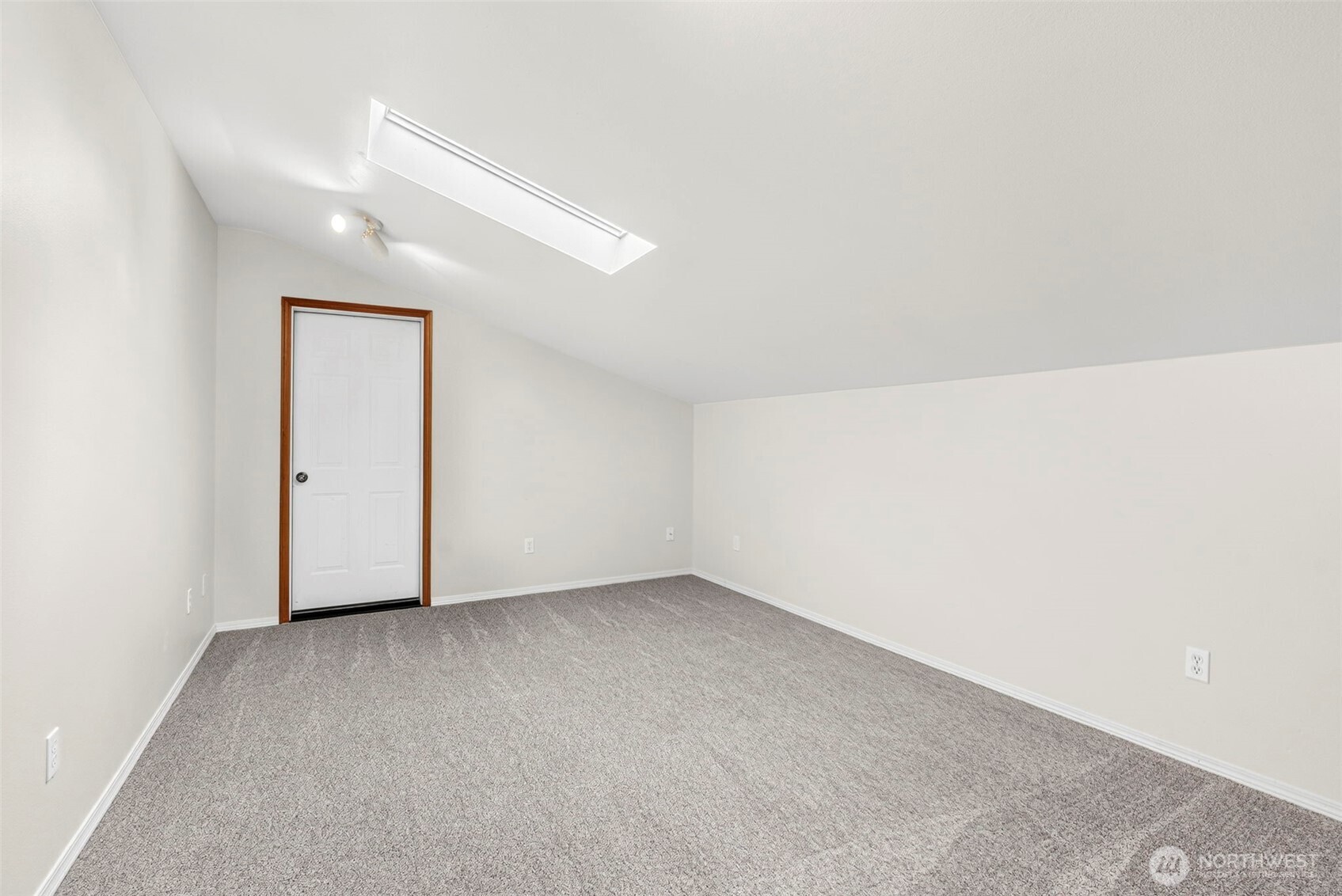 957 W State Route 4 Property Photo 36