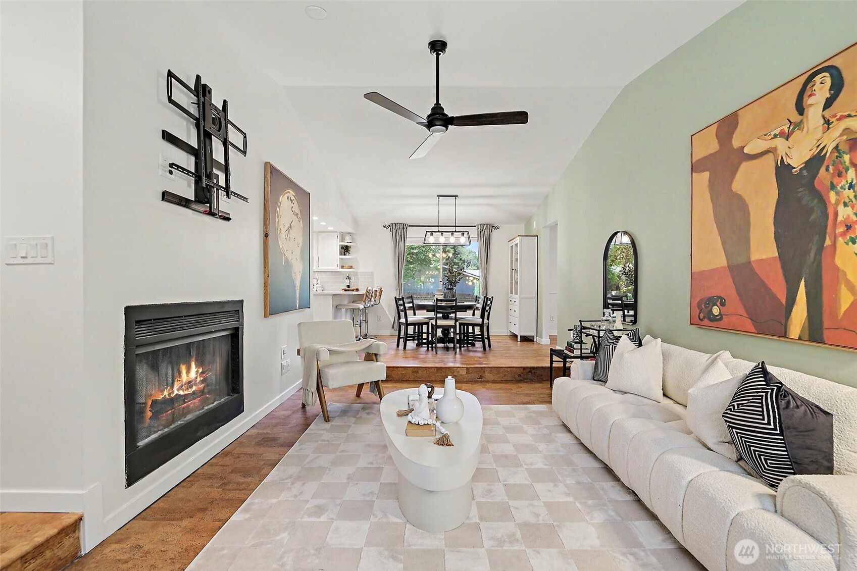 14205 154th Avenue Property Photo 4