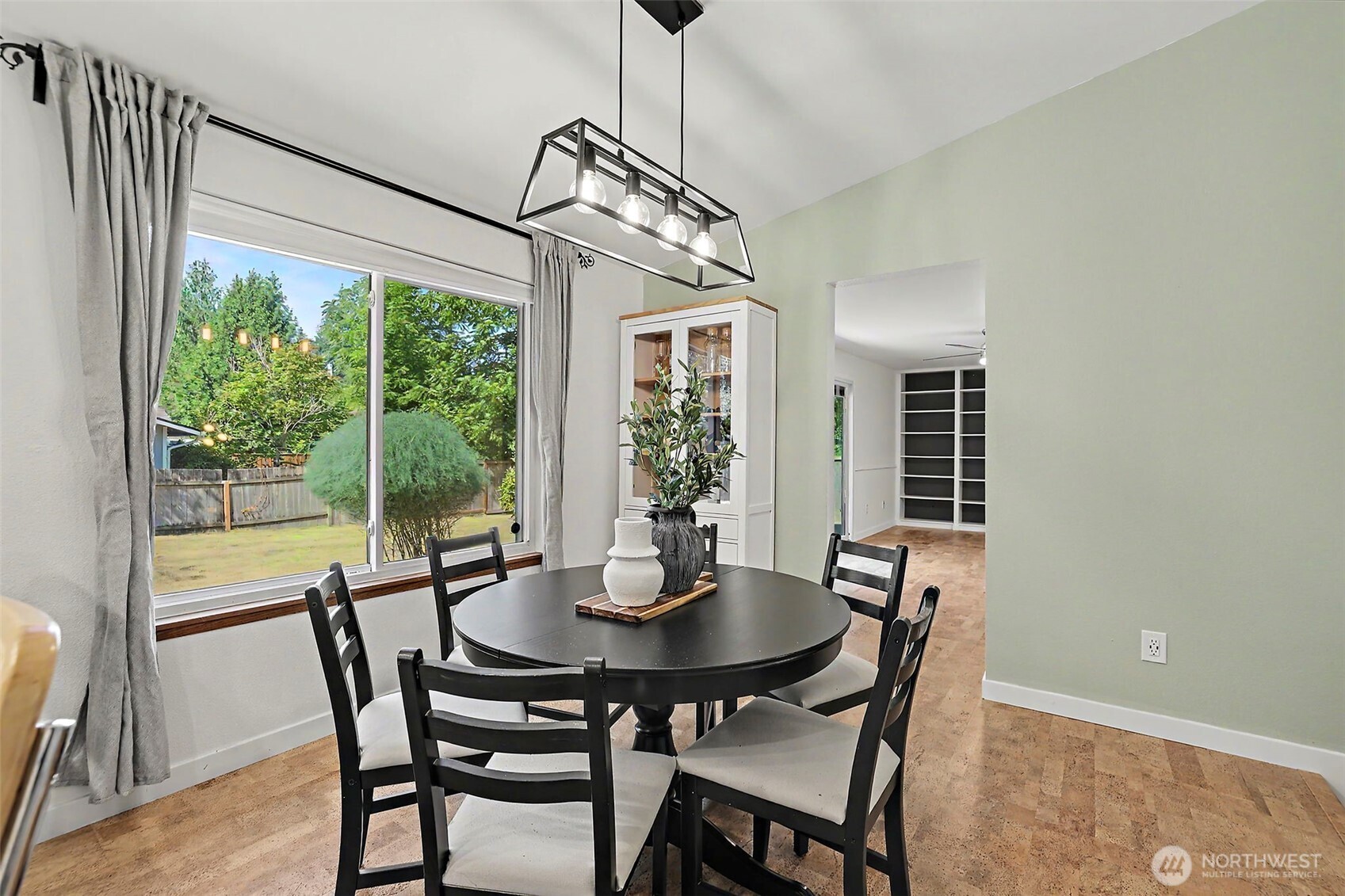 14205 154th Avenue Property Photo 8