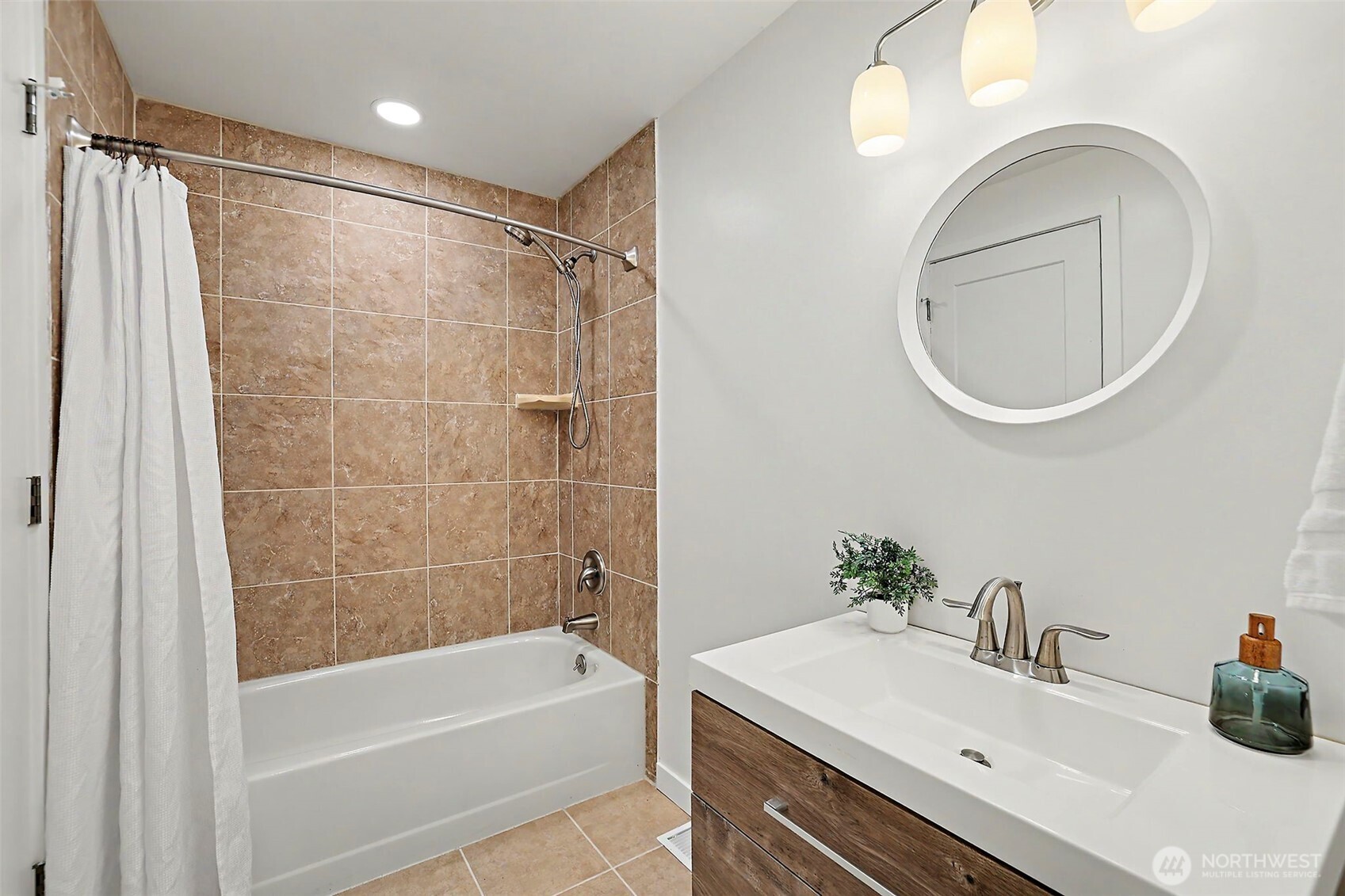 14205 154th Avenue Property Photo 14