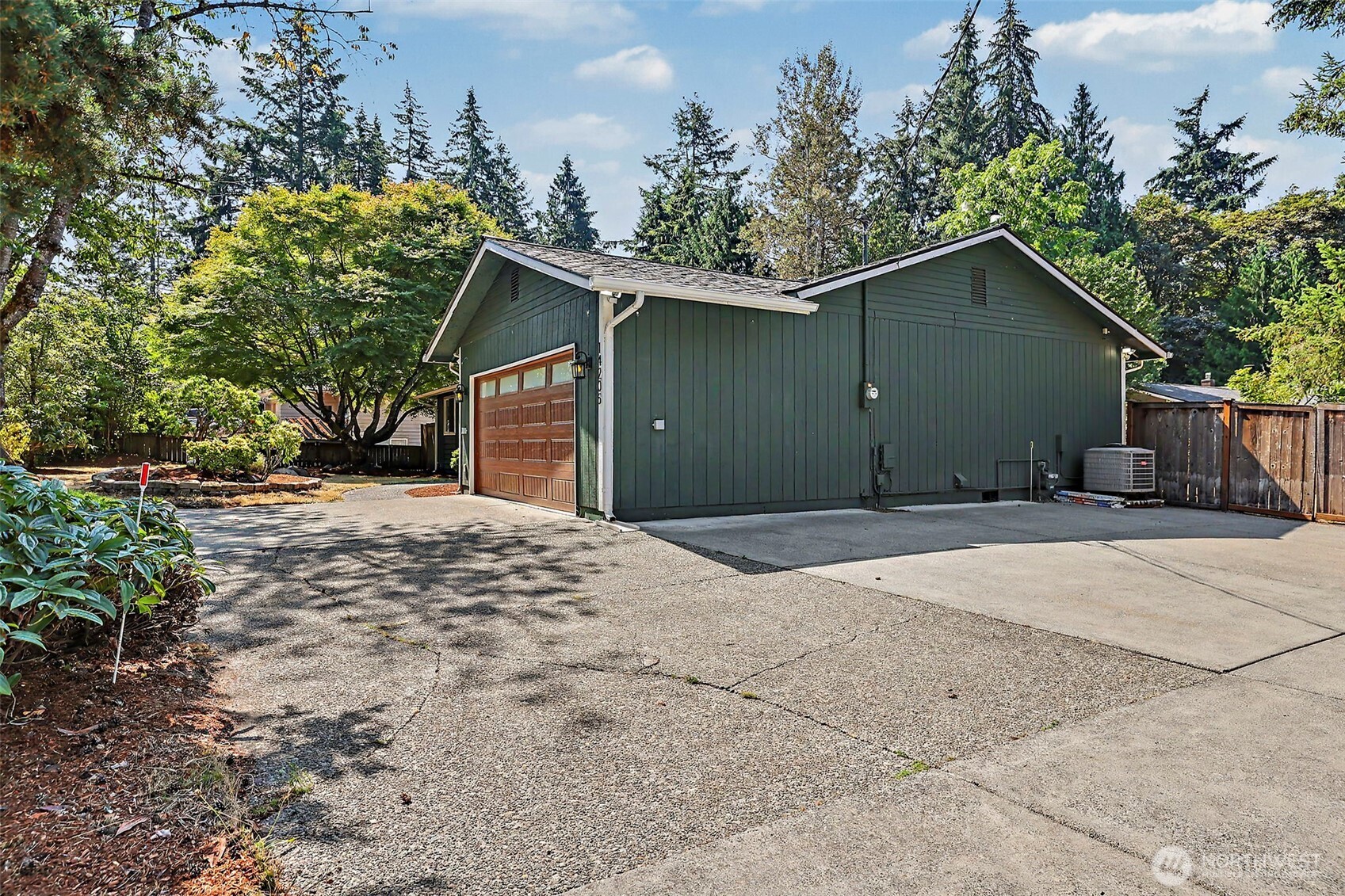 14205 154th Avenue Property Photo 31