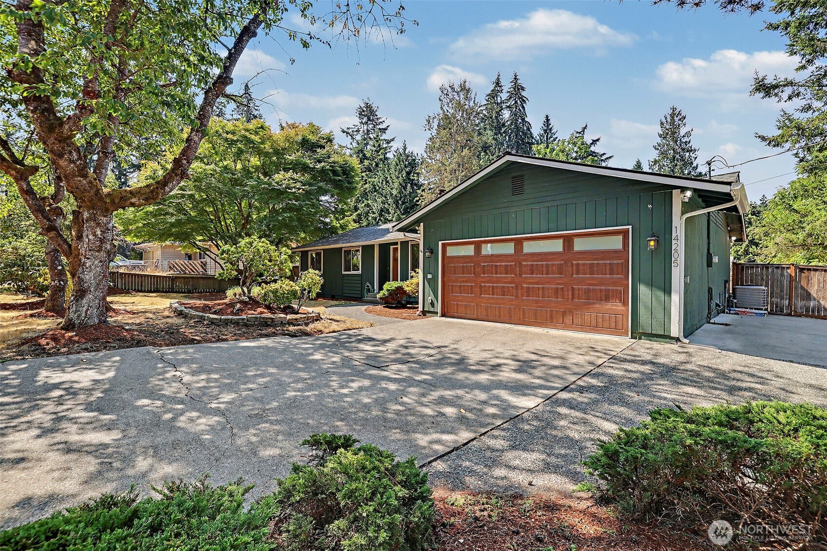 14205 154th Avenue Property Photo 32