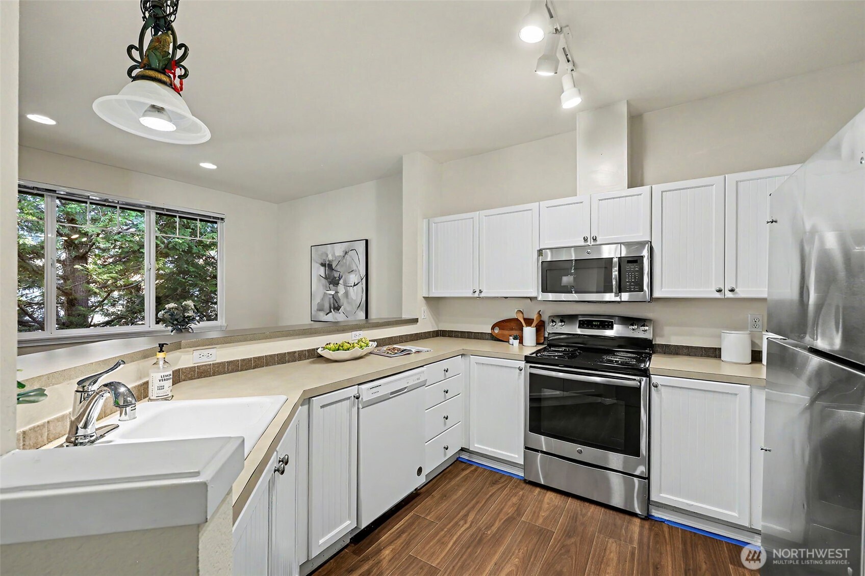 1500 S 18th G201 Property Photo 12