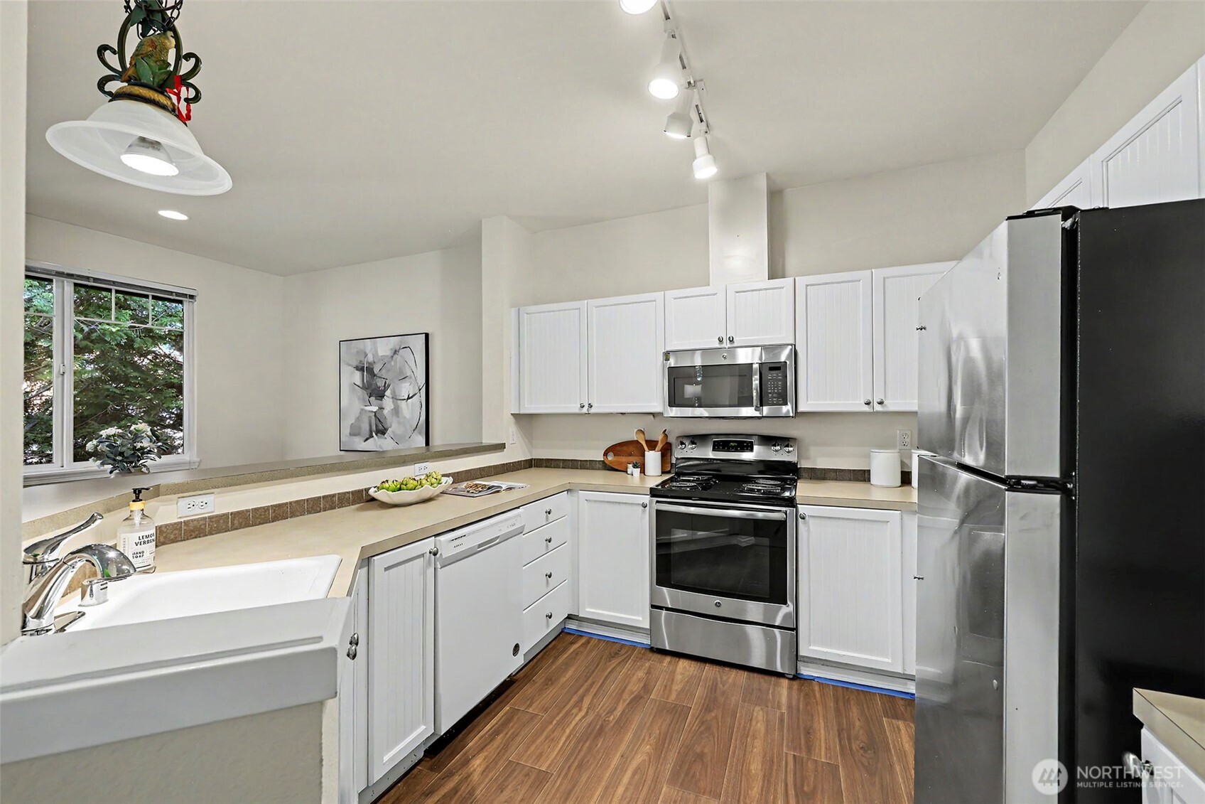 1500 S 18th G201 Property Photo 13