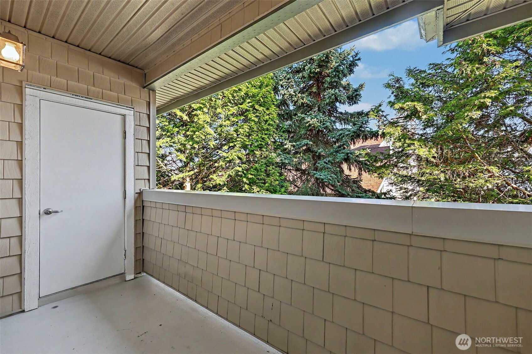 1500 S 18th G201 Property Photo 23