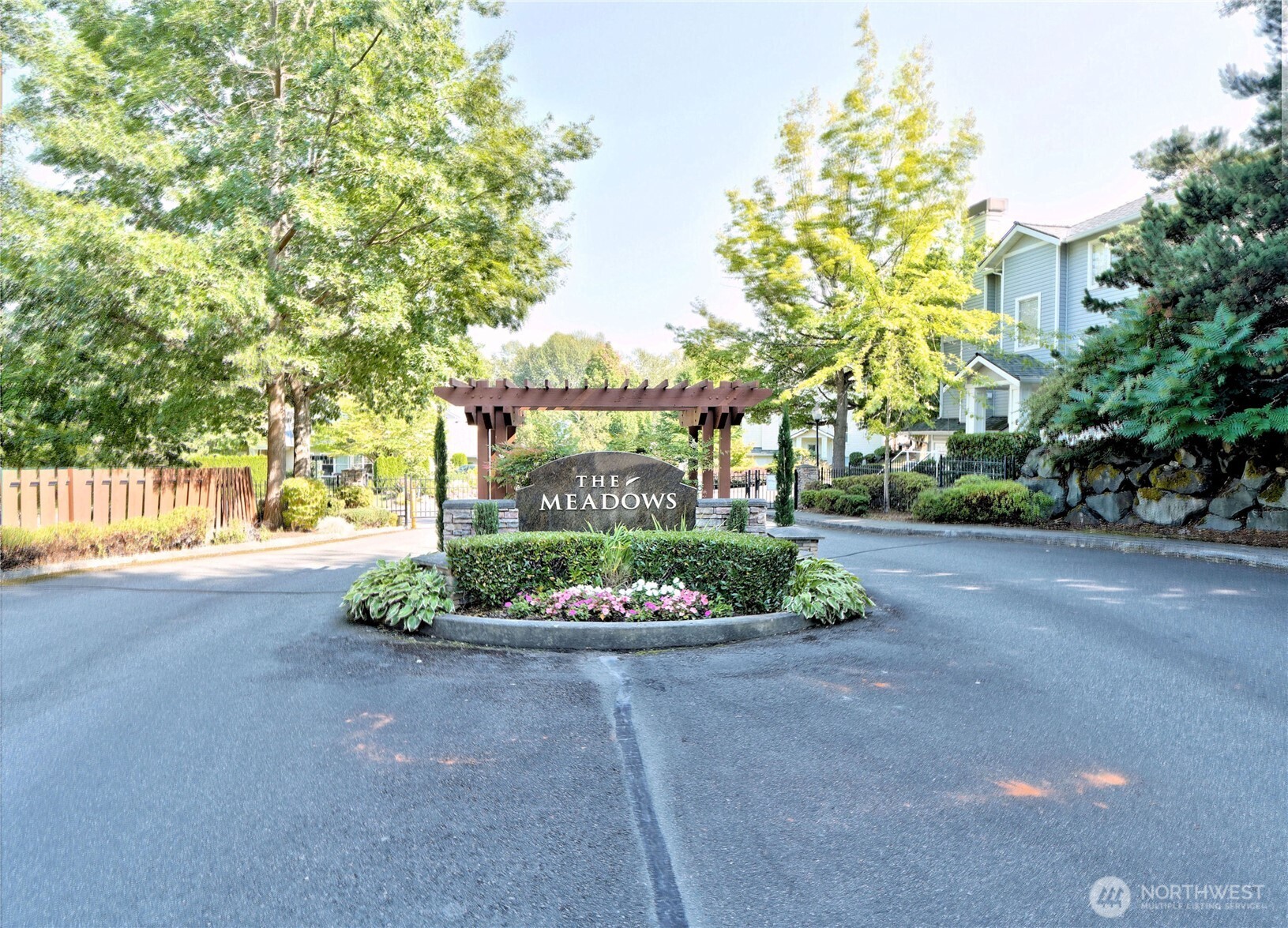 22609 42nd Place 1-2 Property Photo 24