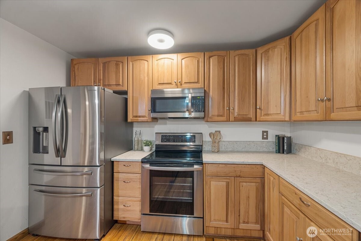 209 Emery Avenue Property Photo 5