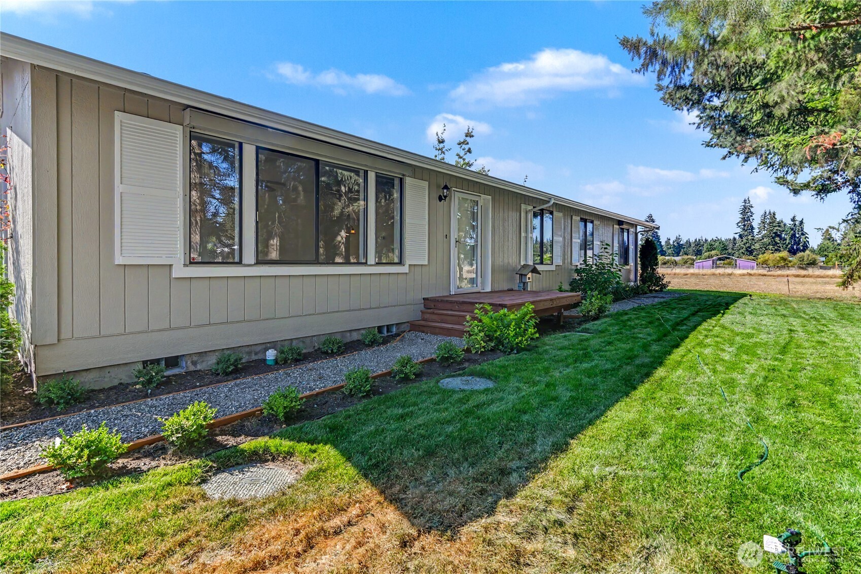 9418 180th Way Property Photo 1