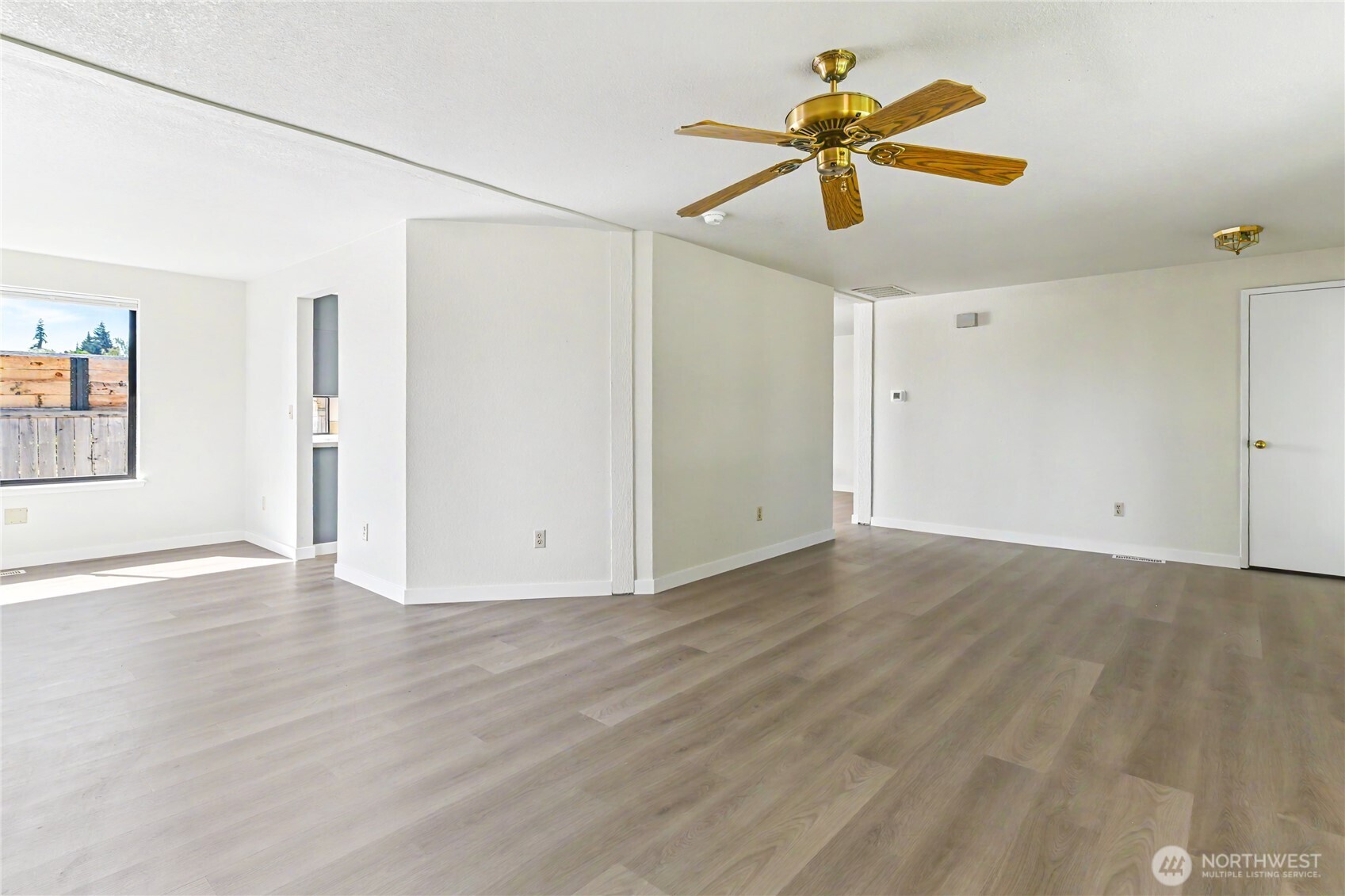 9418 180th Way Property Photo 6