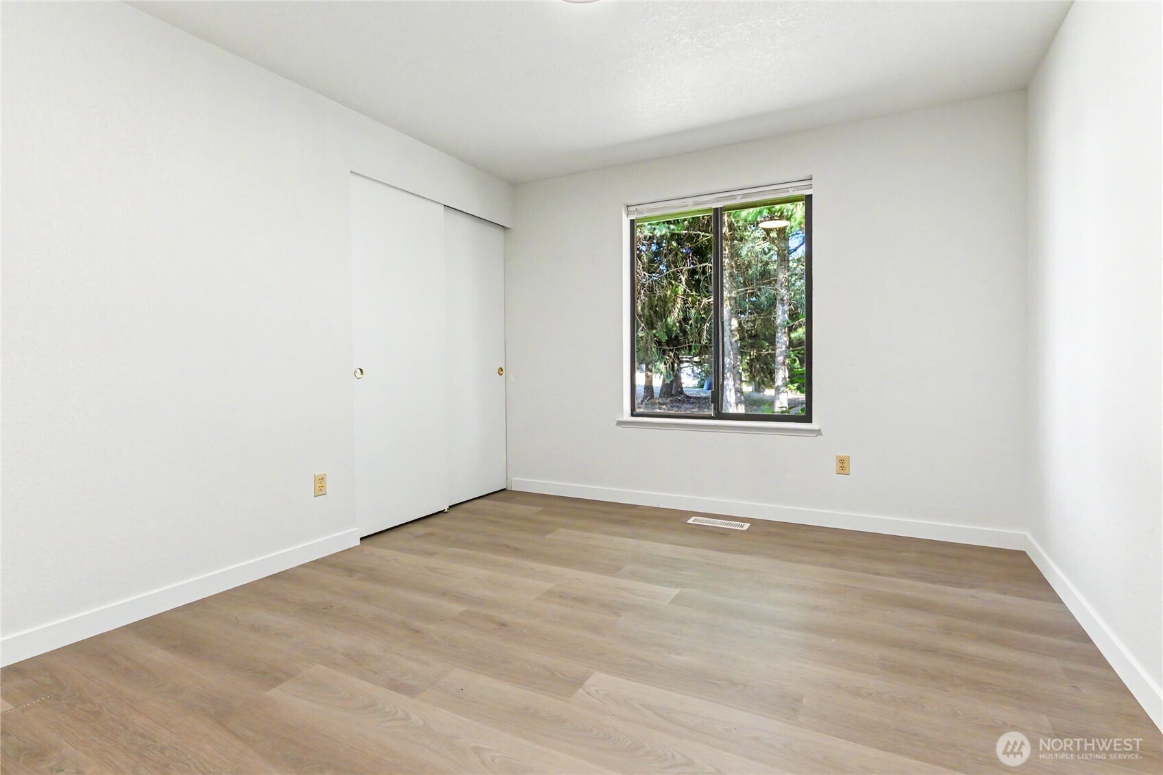 9418 180th Way Property Photo 14