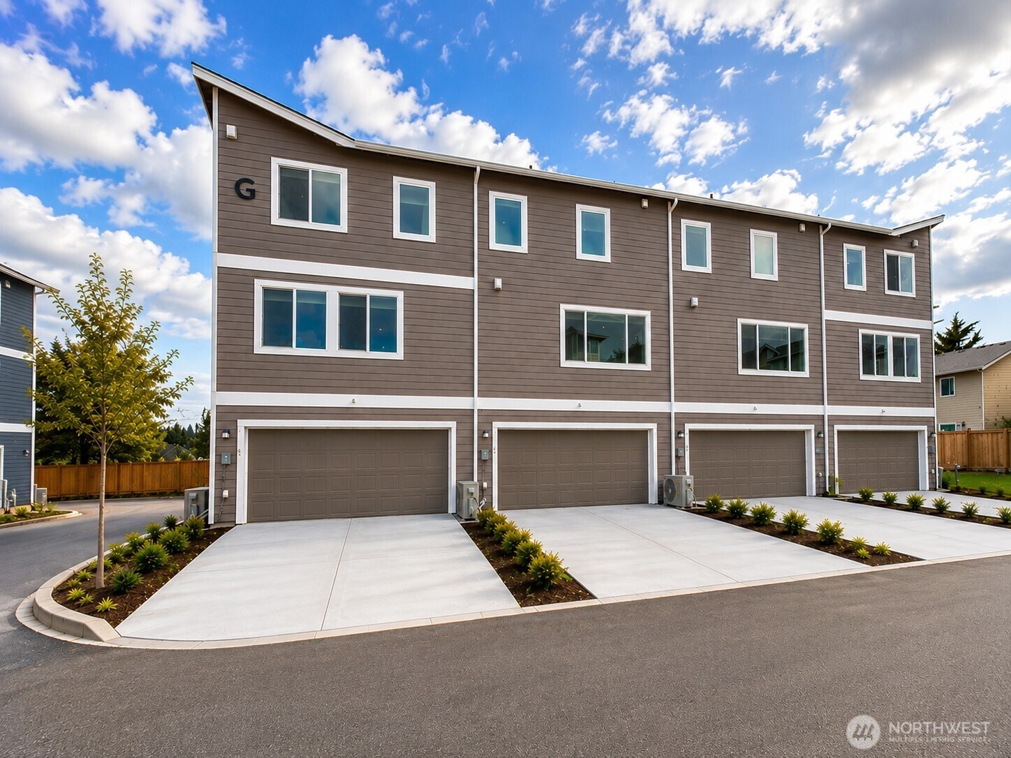 9811 31st Avenue G2 Property Photo 2